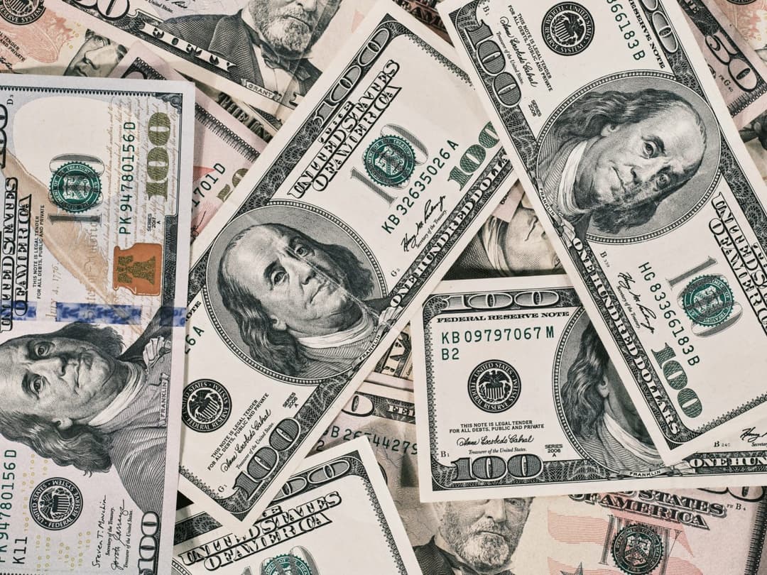 تقديرات سوق SaaS باستخدام الذكاء الاصطناعي تصل إلى 100 مليار دولار