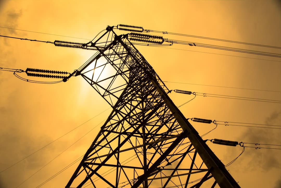 FERC يوجه مشغلي الشبكات لتسريع ربط مراكز البيانات