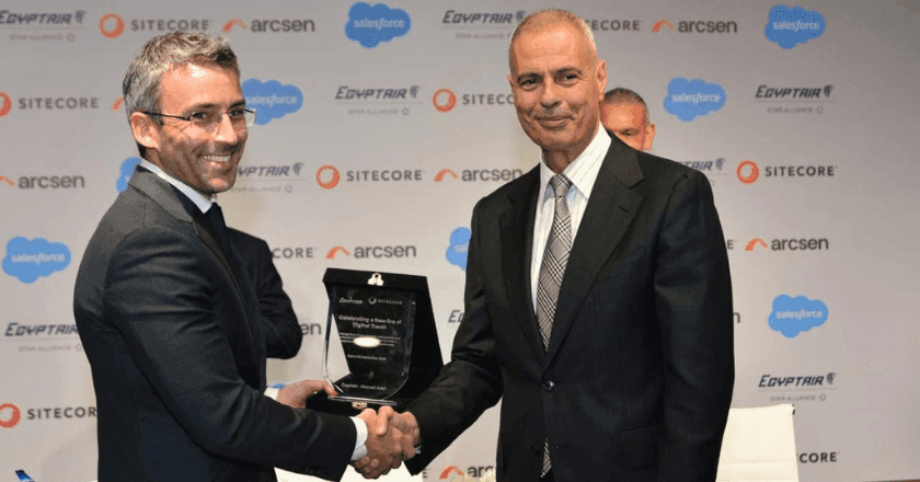 مصر للطيران تعتمد منصة SitecoreAI لتحسين تجربة العملاء الرقمية